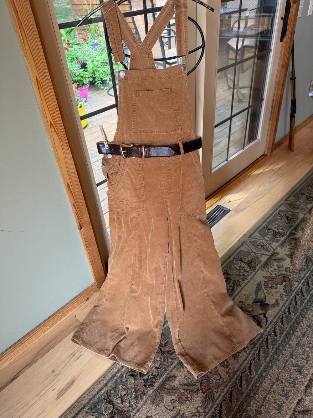 Marigolds Farmhouse Funk & Junk Wide Leg Tan Corduroy Overalls Boho Sz M No Belt